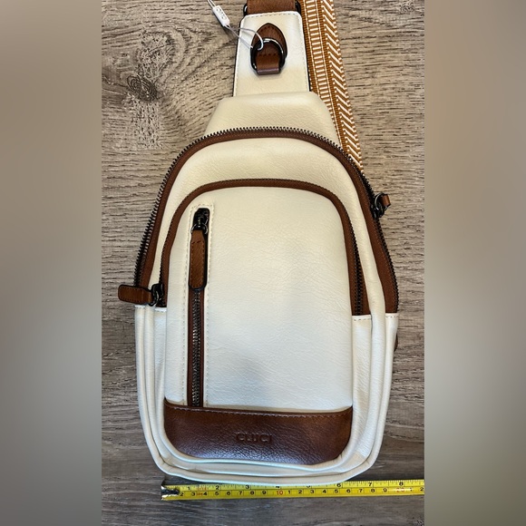 Gluci Crossbody Bag Light Beige with Brown trim. - Picture 5 of 6